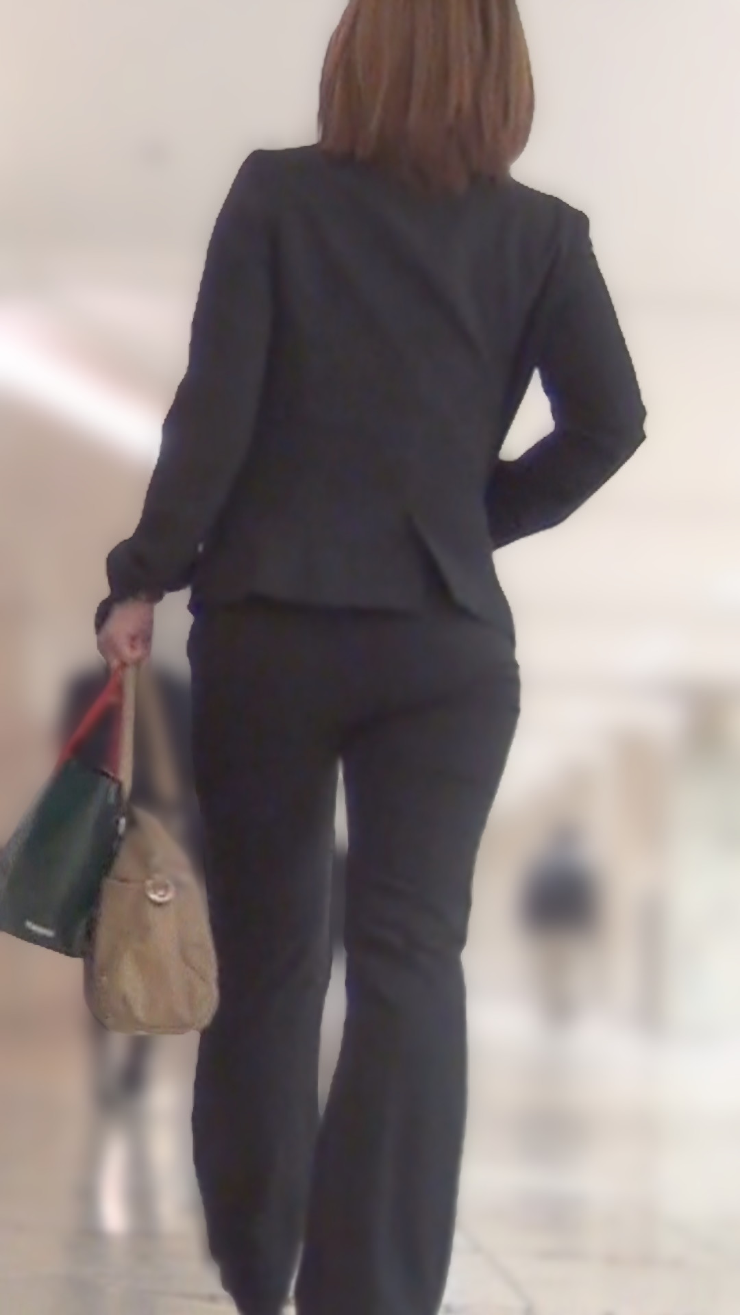 Stm.016 パツパツ パンツスーツお姉さん13