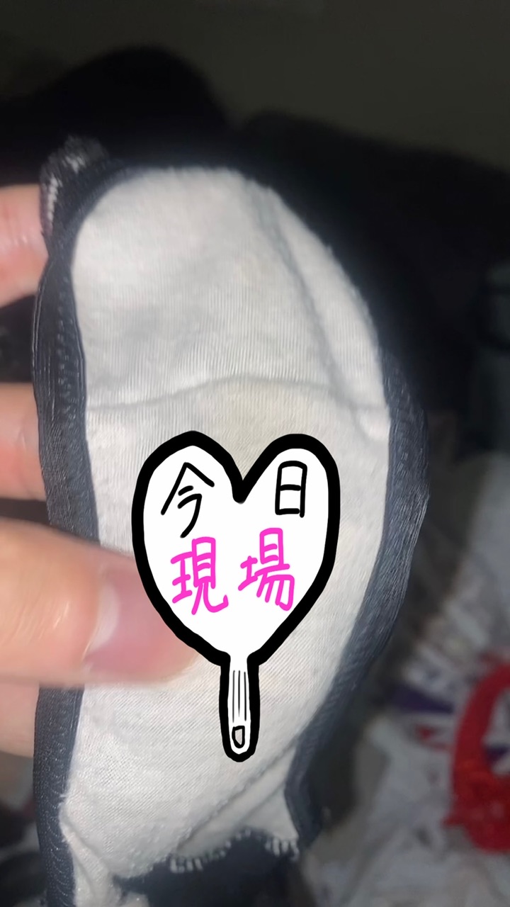 【4K流出】夢はアイドルを目指してる現J●のプラベ部屋を交渉物色！圧倒的尻肉とEカップで驚愕！