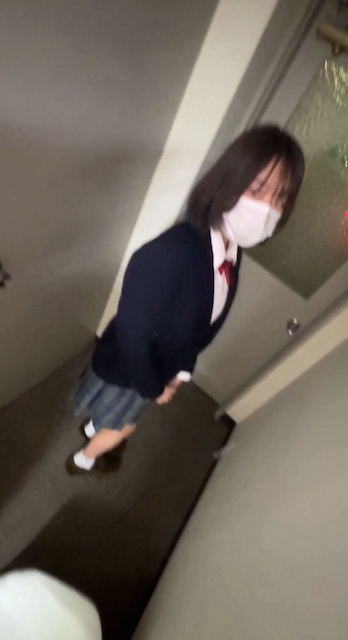 制服マン