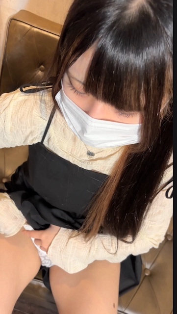 専門学校に通う炉理体系の美少女に身体検査ついでにハメハメしました。 gallery photo 1