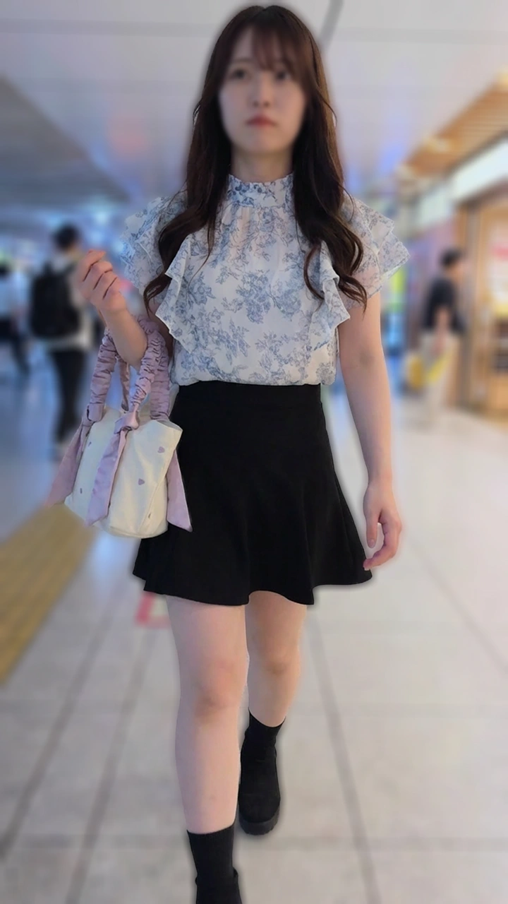 透視記録0036「素晴らしき美脚の金髪ミニスカート女子を追跡して透視」(全2名)