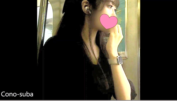 瞳が美しい女子大生のパンスト純白パンティ丸見え！