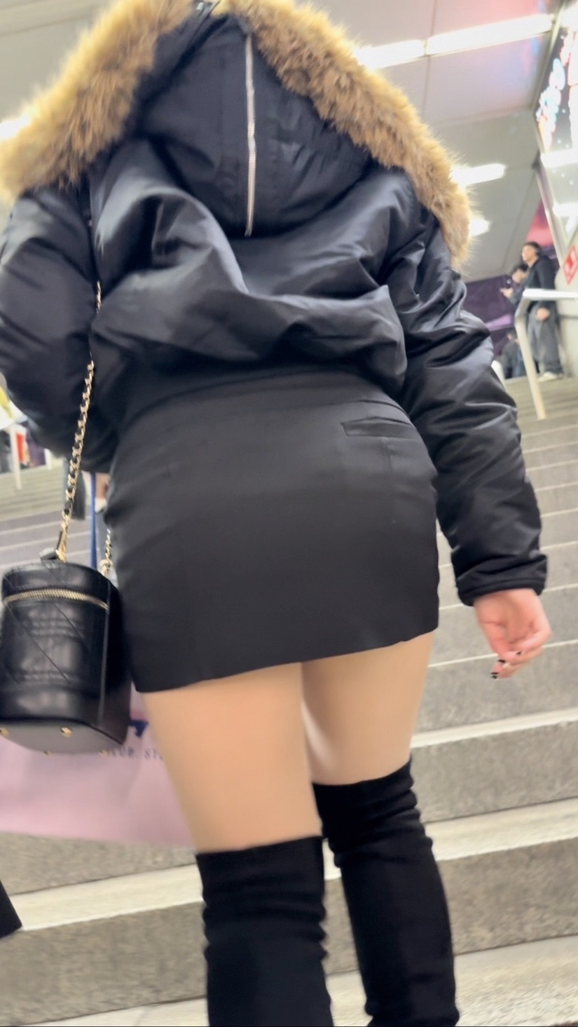 タイトスカート女子コレクションVol.50 冬のミニスカお姉さんのエロ尻3選！