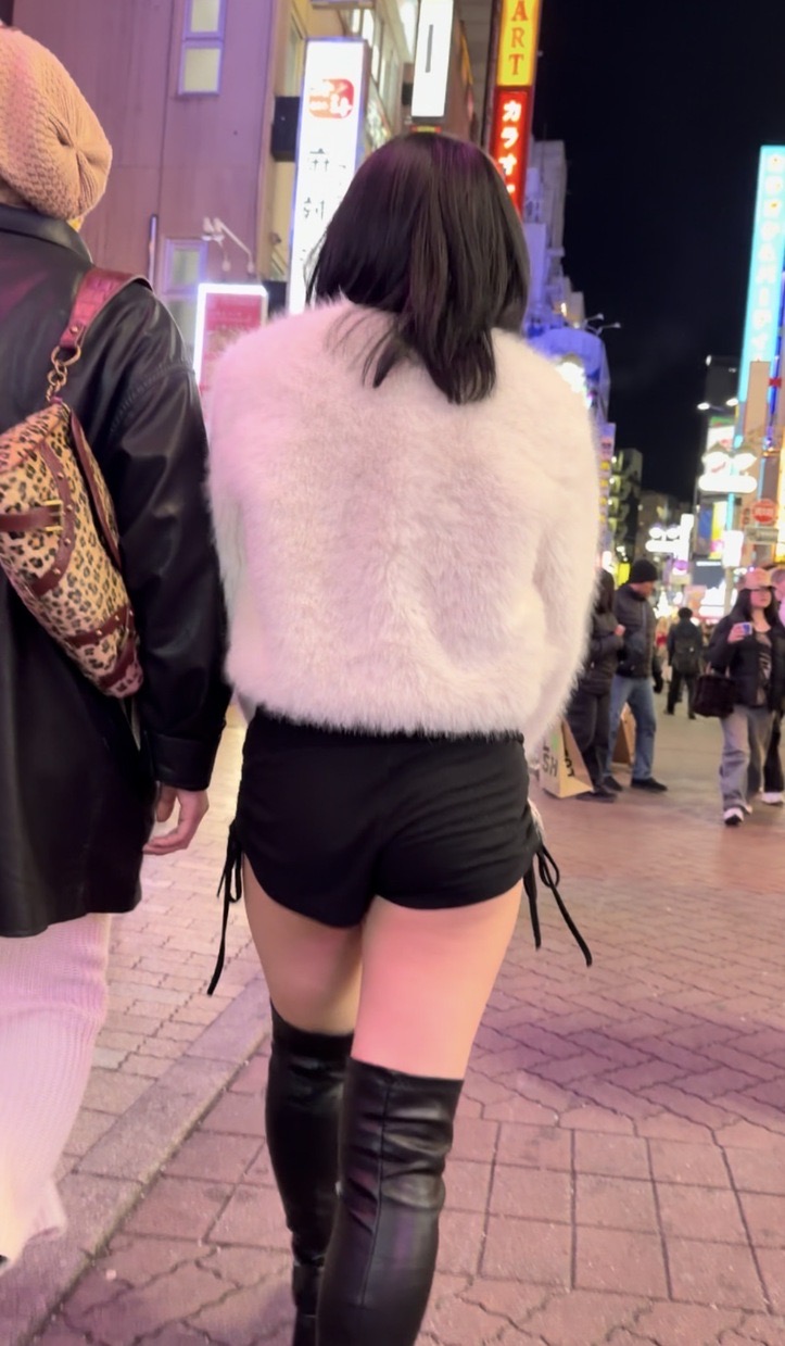 ヒップコレクションVol.55 美肌美脚素敵な食い込みの生足ショーパンJDちゃん達2選