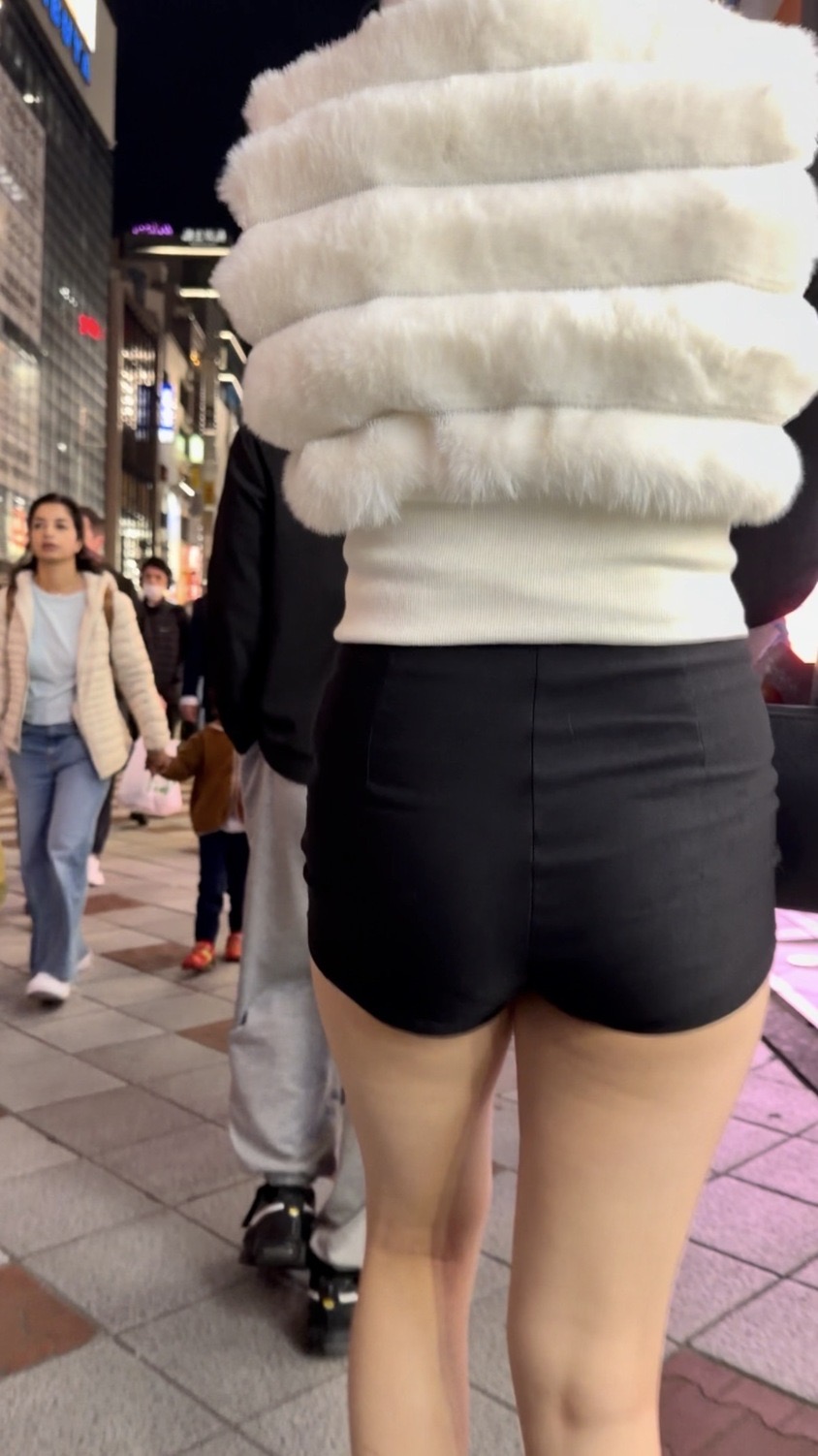 ヒップコレクションVol.88 ショートカットの美尻のショーパンのギャルちゃん