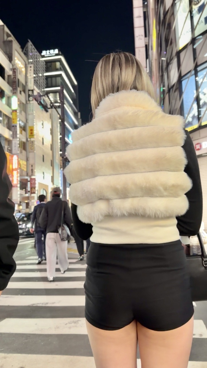 ヒップコレクションVol.88 ショートカットの美尻のショーパンのギャルちゃん