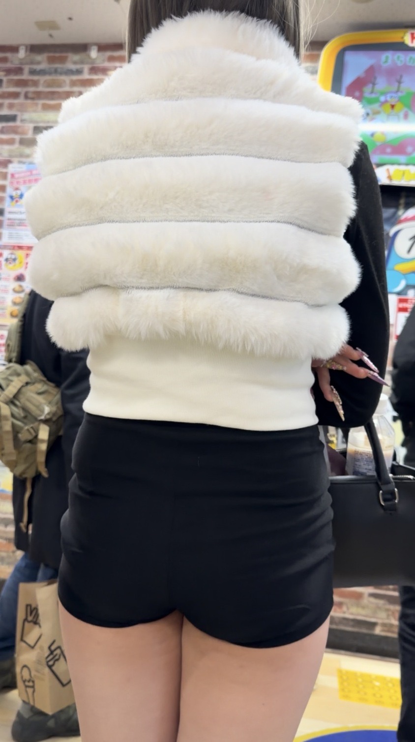 ヒップコレクションVol.88 ショートカットの美尻のショーパンのギャルちゃん