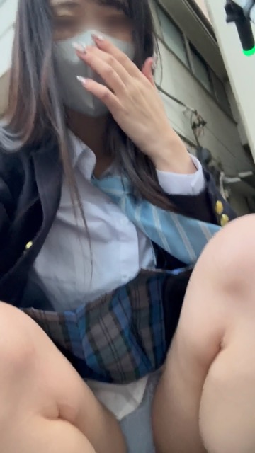 あけおめ！新年一発目の青チェLUUPぱんちら動画だよ(^^)