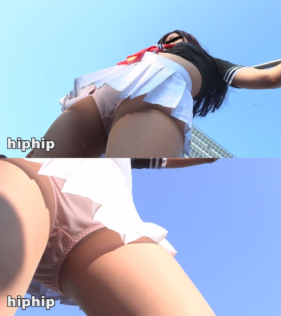 超高画質FHD動画 ローアングルOK！コスプレ広場で自前の生パンツを見せまくって興奮している露出狂娘NO-1NO-2セット商品