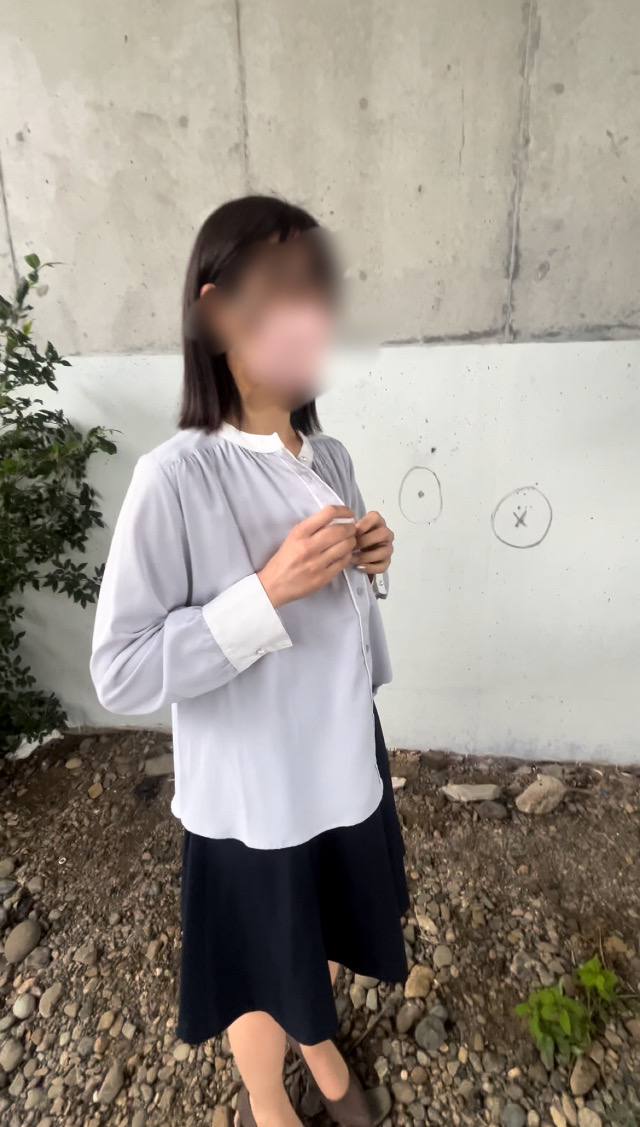 某保険会社OLと昼下がりのイケない罰ゲーム(前編)