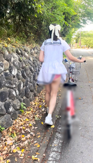 【純白セーラー服ワンピース×赤白ボーダー綿パン】最後はパンちらでは終わらなかった！！