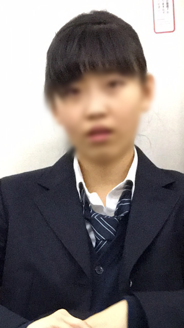 逆撮影？盗撮に気付き不自然な動きを見せる童顔の制服ちゃん（其の三）