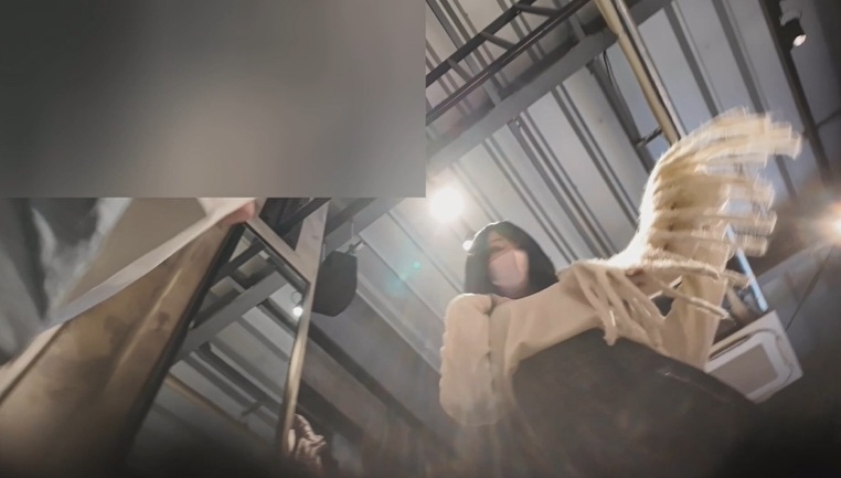 アパレルの絶滅危惧種２！ミニスカで0.19%のギャル