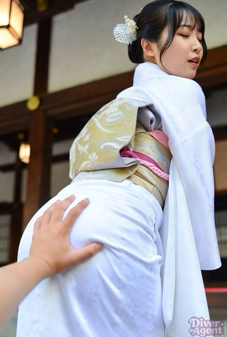 成人式で着物の女子達とイチャイチャする動画集