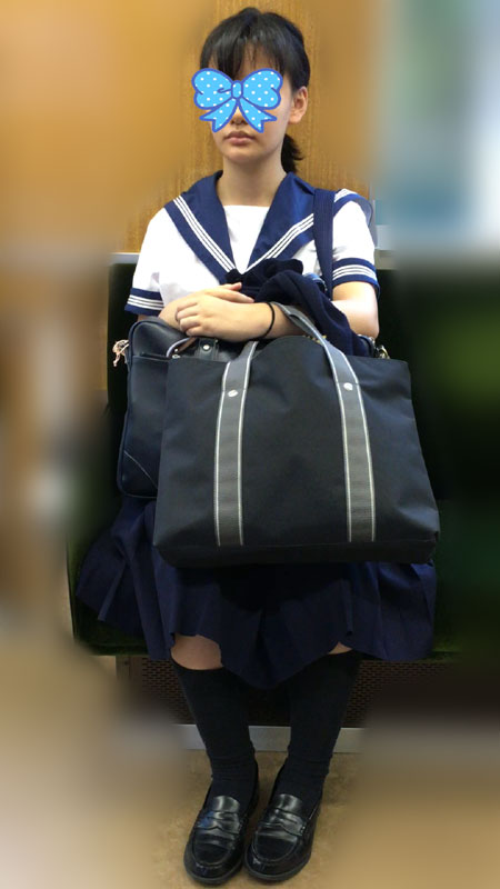 【制服JKは癒しです！5】見つめていたい！ gallery photo 1