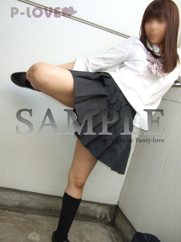 【制服女子】くりり　高画質 gallery photo 1