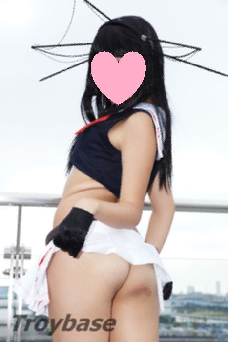 【高画質】エロコスプレイヤー⑫めくってお尻丸出し美人さん♪他1名 gallery photo 1