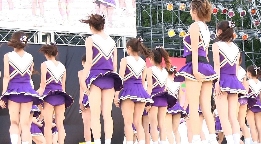 ミッション系お嬢様チア　夏の大ステージ演技ローアングル撮影！　HDS10-01