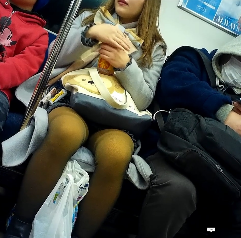 スケベそうなミニスカ美形マダムを電車内で対面撮影【FHD】 インパス Pcolle