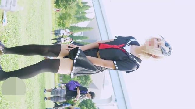 コミックマーケット コスプレ 超美人色白レイヤーさんの強風めくれ上がりパンチラ★ コミケ