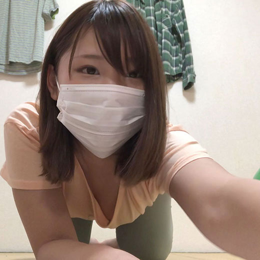 【ツイキャスBAN動画】裏垢JDが生配信でマンスジとハミ尻晒して即BANされたデカ尻風船動画www