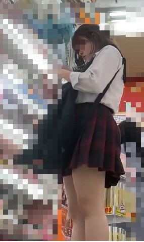 ◎ローアングル＃95 美容意識が高いJKのパンツ