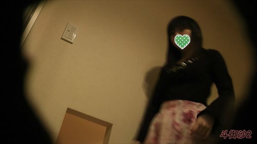 着替え隠撮　両親にナイショでコスプレをするお嬢様音大生☆【極秘密着】私服~バスローブ