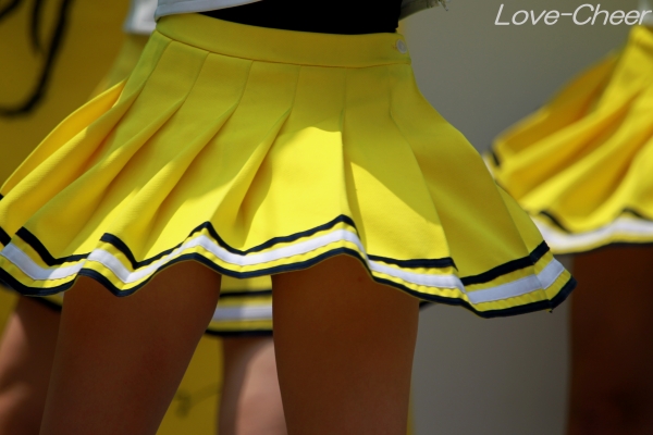 Love-Cheer09b