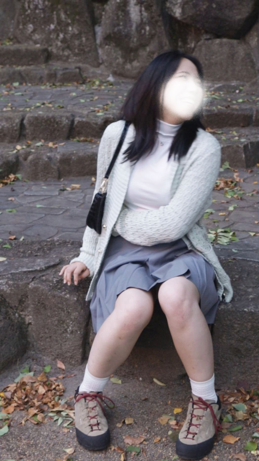 「パンツ、撮ってません？」外撮りパンティ撮影会