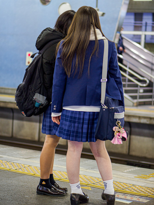 制服女子ひざ裏写真集25