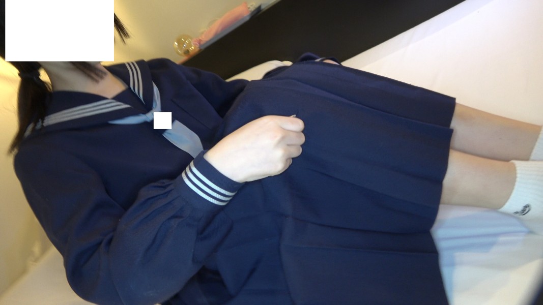 ネトゲの学生さん♪冬服制服にロングスカート、ハーパン♪靴下、純白を撮影　22