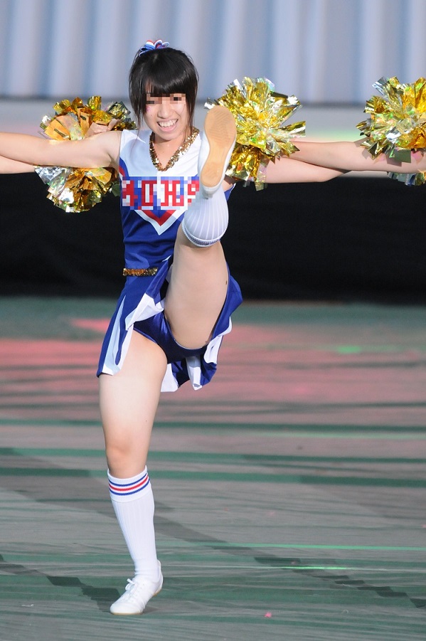 伝説のイベント参加　かわいすぎ無敵のチア②　～王道の青ア〇スコが丸見え　青春まっただ中のチアチーム～