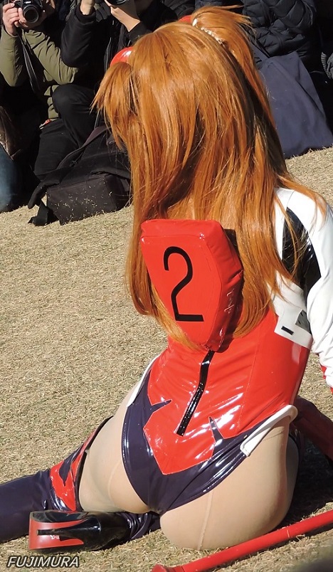 コスプレ2018冬おっぱい谷間エロ尻食い込み大勢に囲まれ【動画】イベント編 4103 gallery photo 4