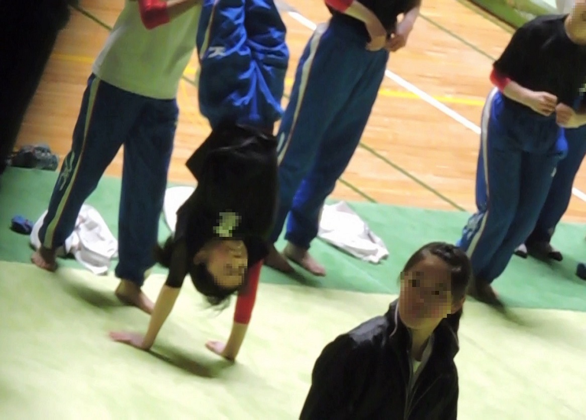 体操JK　体操競技選手権大会 女子平均台【動画】スポーツ編 3606と3603セット販売 gallery photo 2