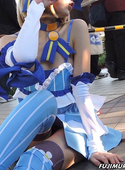 コスプレ2016冬スカートの中が見えてる？貧乳まな板【動画】イベント編 2841