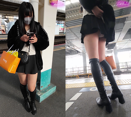 【縦型動画】ブーツ女子のむちむち太もも（2）駅乗り換え、電車対面パンチラ gallery photo 1