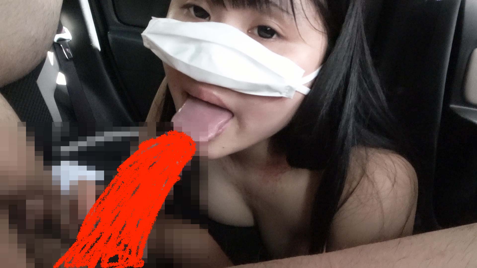 【個人】「洗ってないチンポ美味しい♡」好欲JDの淫乱フェラ！車内！ gallery photo 4