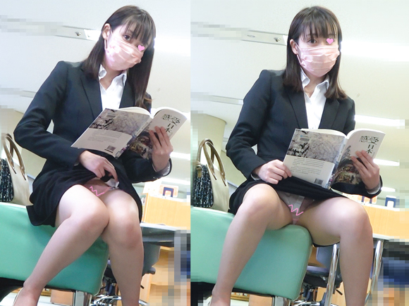 【撮影バレ】図書館で美女OLが食い込みTバック見せつけ！【隠し撮り/ローアングル/パンチラ】 gallery photo 3