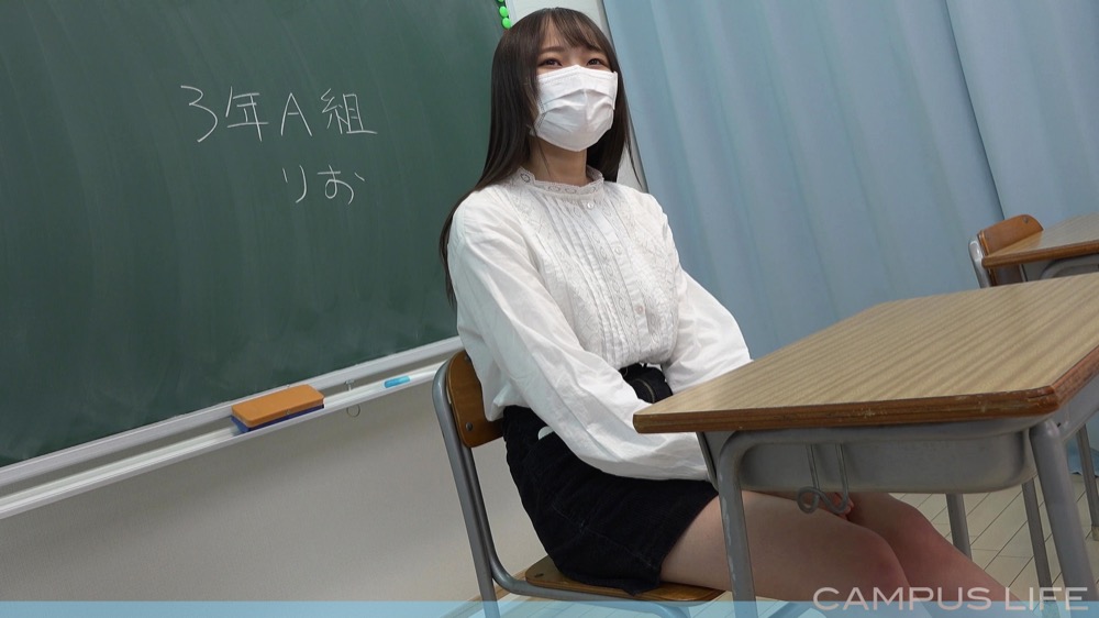 3年A組スレンダーりおちゃんが水着チャレンジ！放課後はガチの試験勉強オフショット！【4K】 gallery photo 1