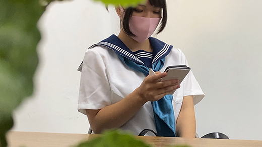 【ねねちゃん①】塾で盗●！シミ付きパンツの女子●生【パンチラ隠し撮り】 gallery photo 1