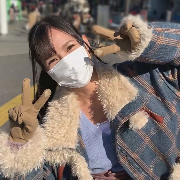 神社でご参拝したあとメッチャメチャかわいいJDと中出しセックス