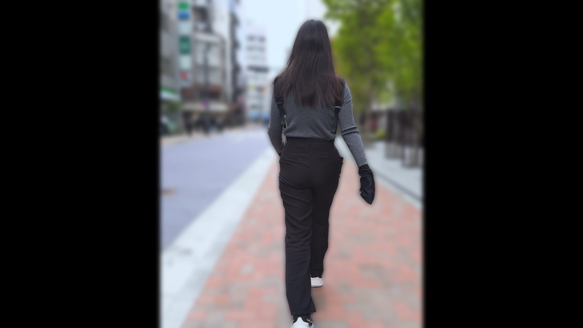 歩行記録0364「歩きに合わせてプリッと上がるお尻を追いかけた」(全2名)