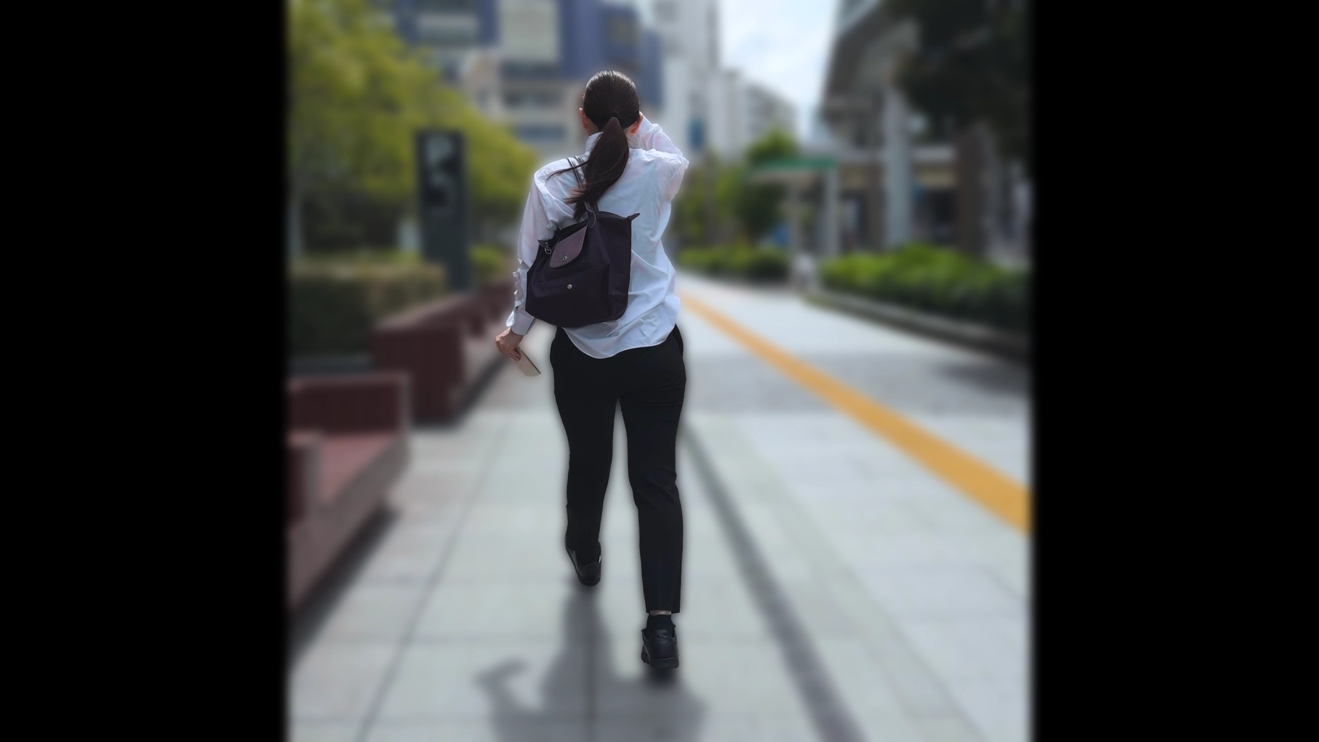 歩行記録0366「圧巻のむち尻ボリュームヒップラインOLさんを拝見」(全2名)