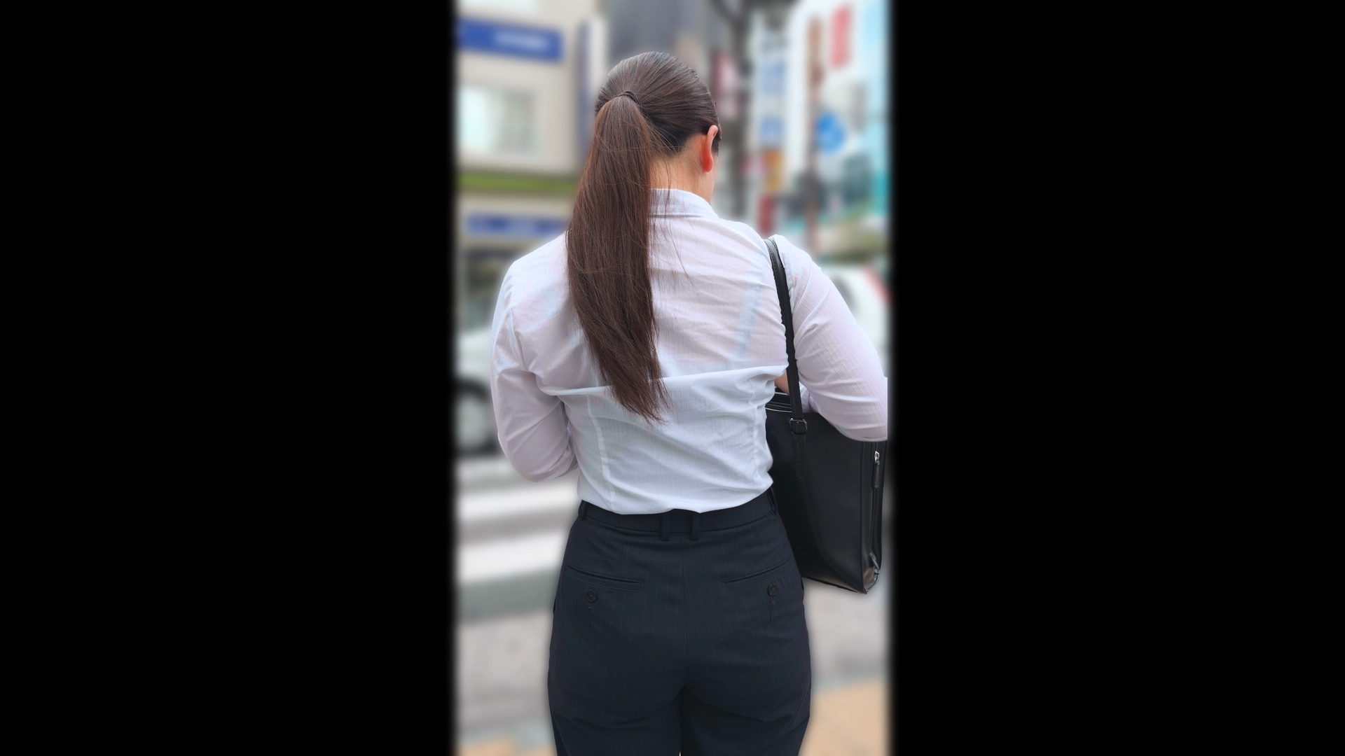 歩行記録0373「高ボリュームむにゅ尻女性の街歩きを観察」(全2名)
