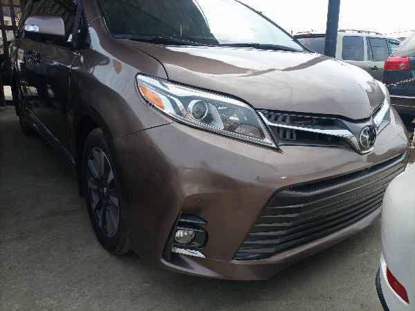 Toyota Sienna - 2018