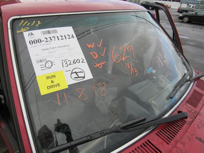 1979 toyota pickup windshield