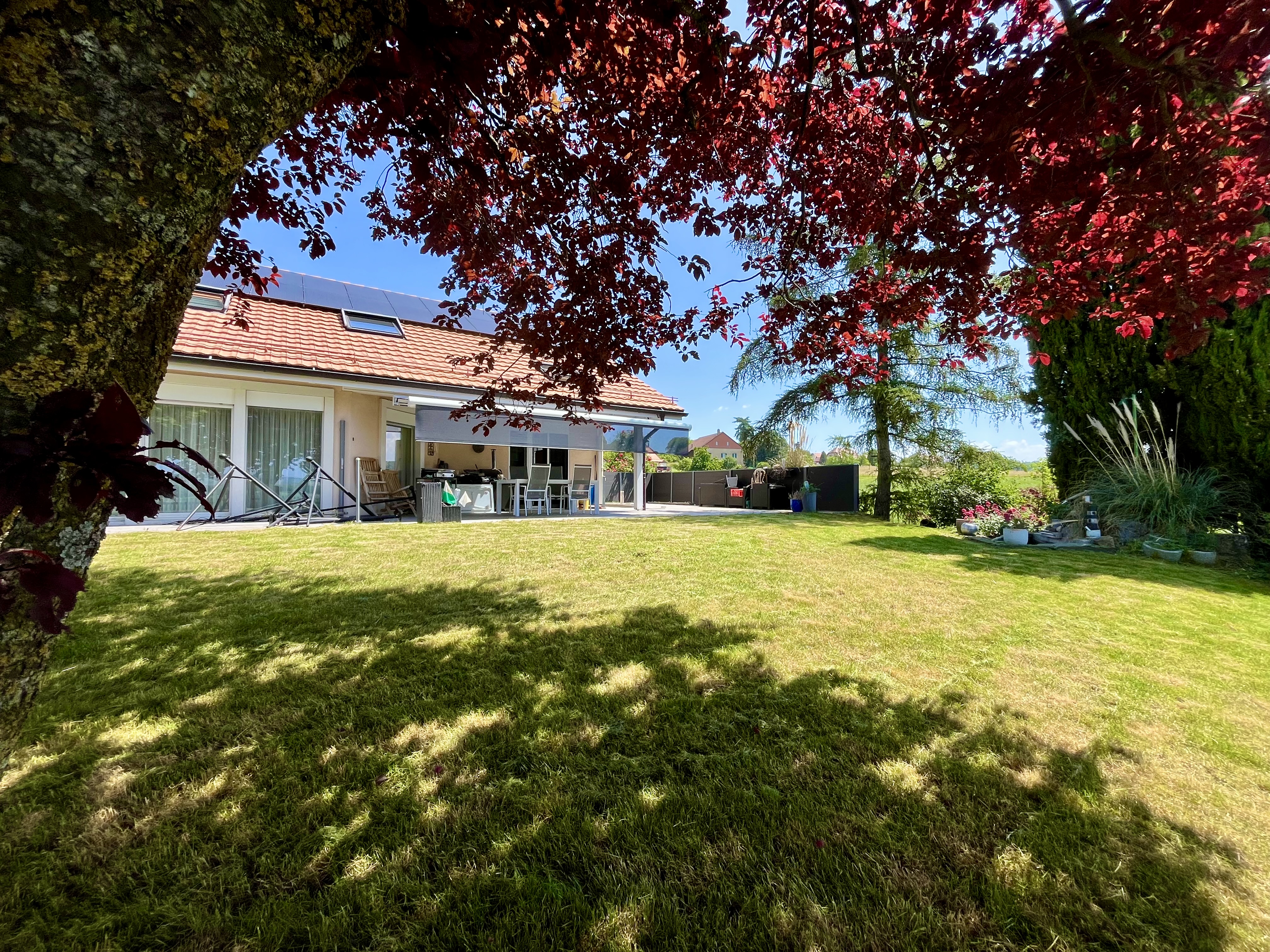 POMY - Villa individuelle d'exception avec jardin arboré (L1)