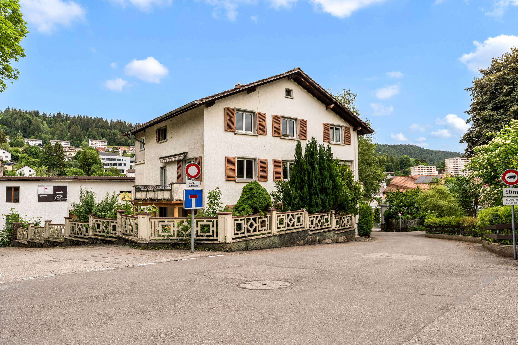 Maison individuelle avec deux appartements, potentiel locatif 