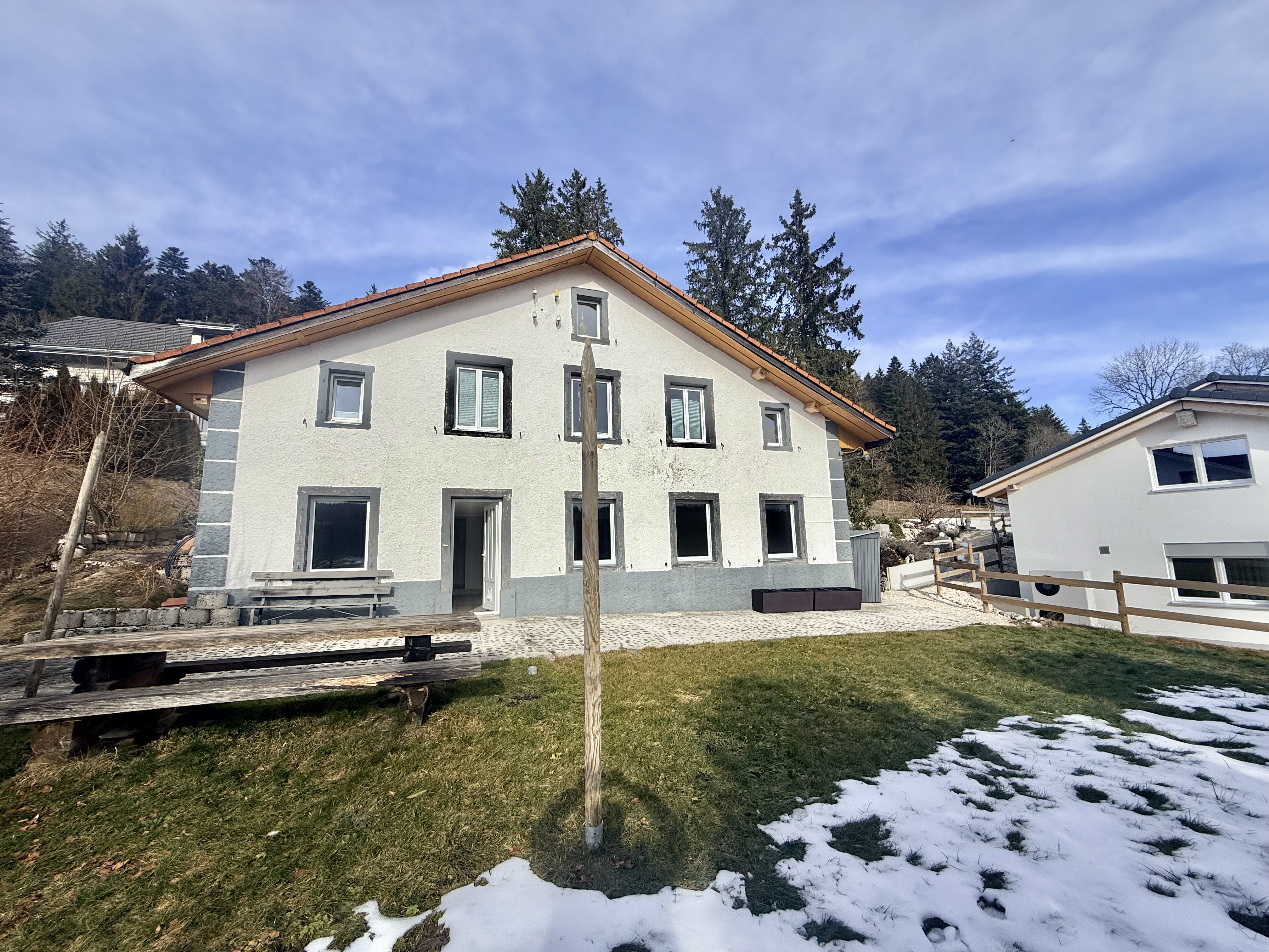 Espace et tranquillité : superbe 4.5 pièces avec jardin exceptionnel