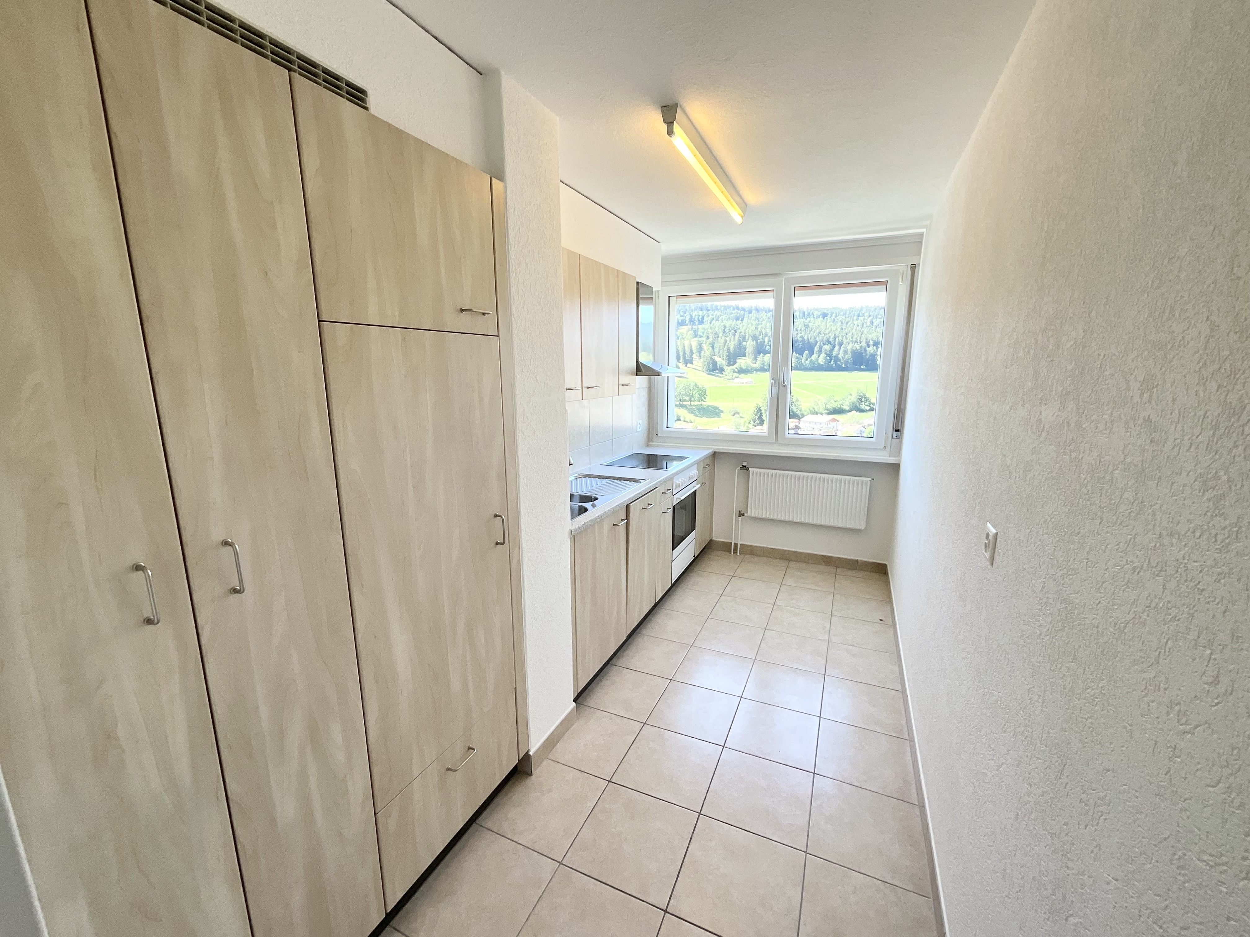 Lumineux appartement de 3 pièces avec vue panoramique